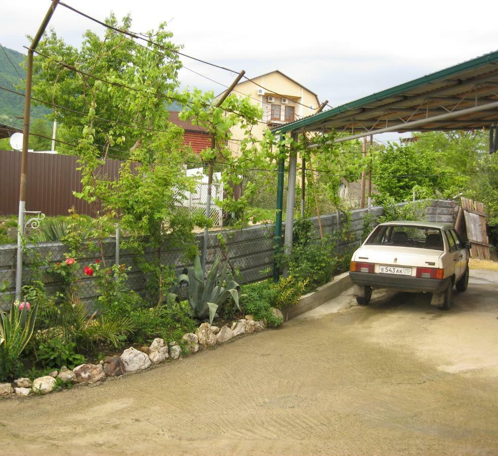 Guest House Nika New Athos Bagian luar foto
